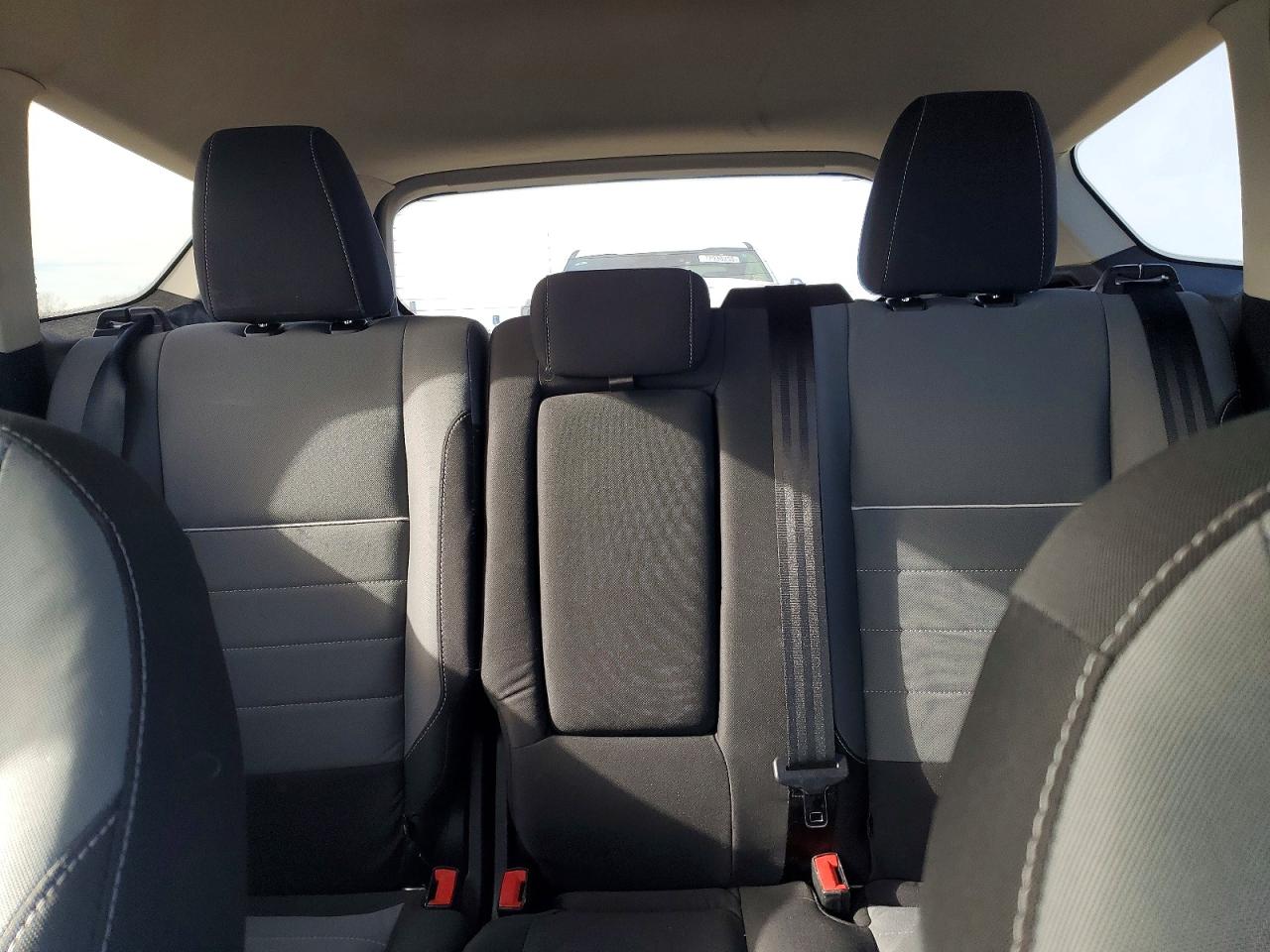 2015 FORD ESCAPE SE photo 10