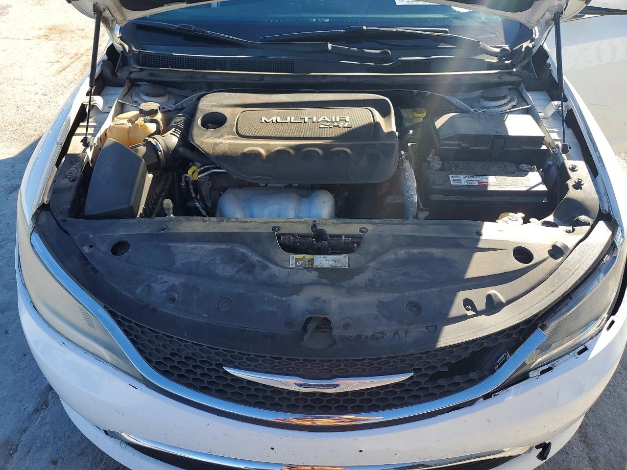 2016 CHRYSLER 200 LIMITED photo 31