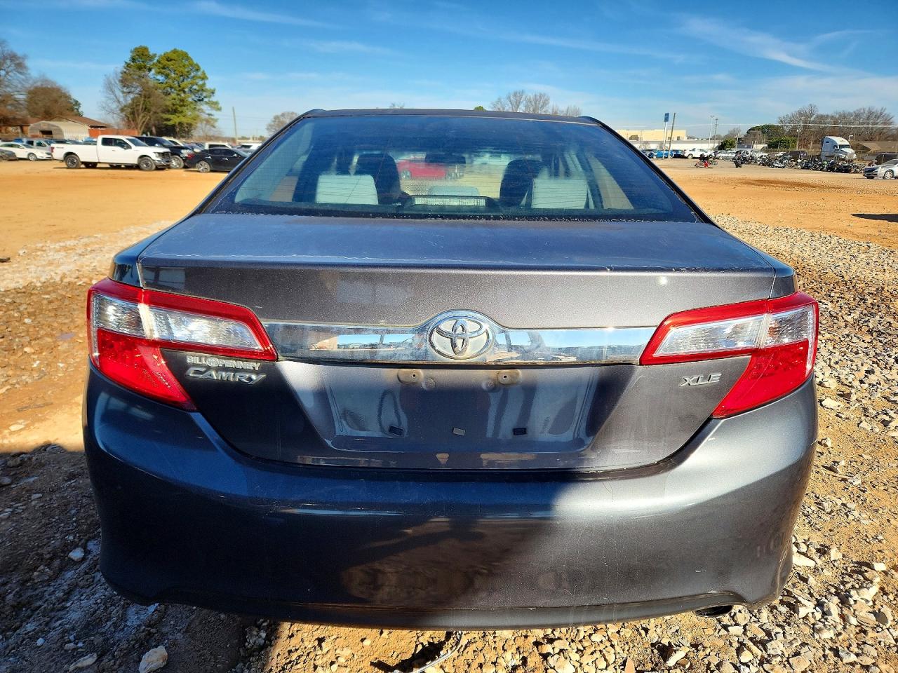 2012 TOYOTA CAMRY BASE photo 11
