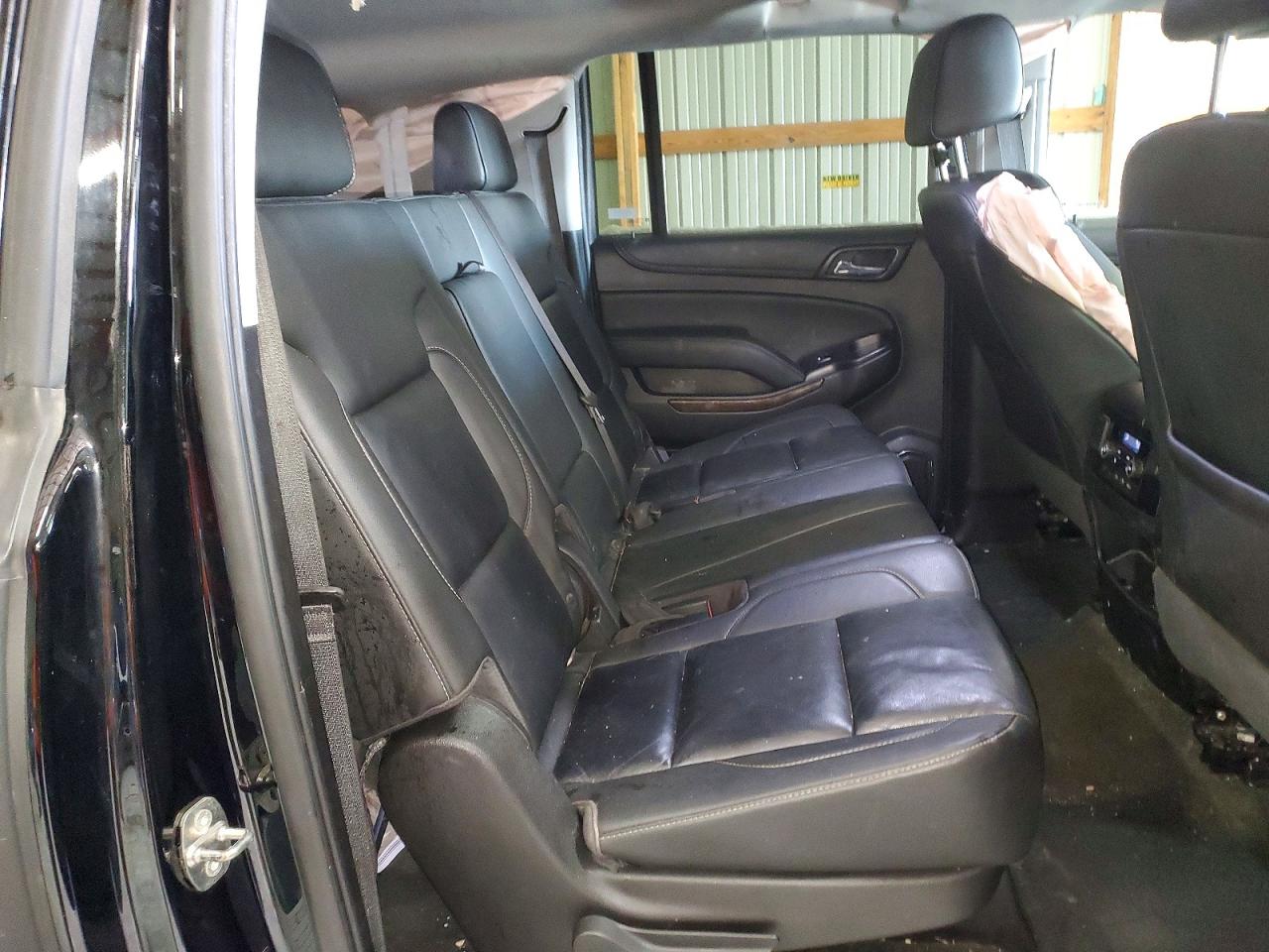 2018 CHEVROLET SUBURBAN K1500 LT photo 11