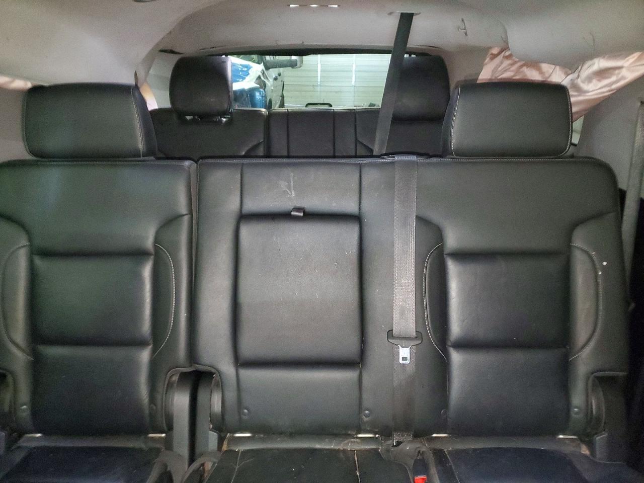 2018 CHEVROLET SUBURBAN K1500 LT photo 10