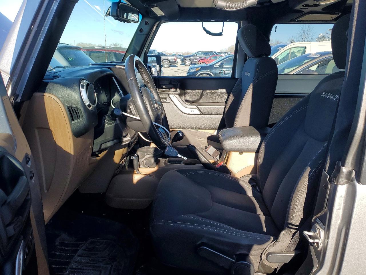 2016 JEEP WRANGLER SAHARA photo 13