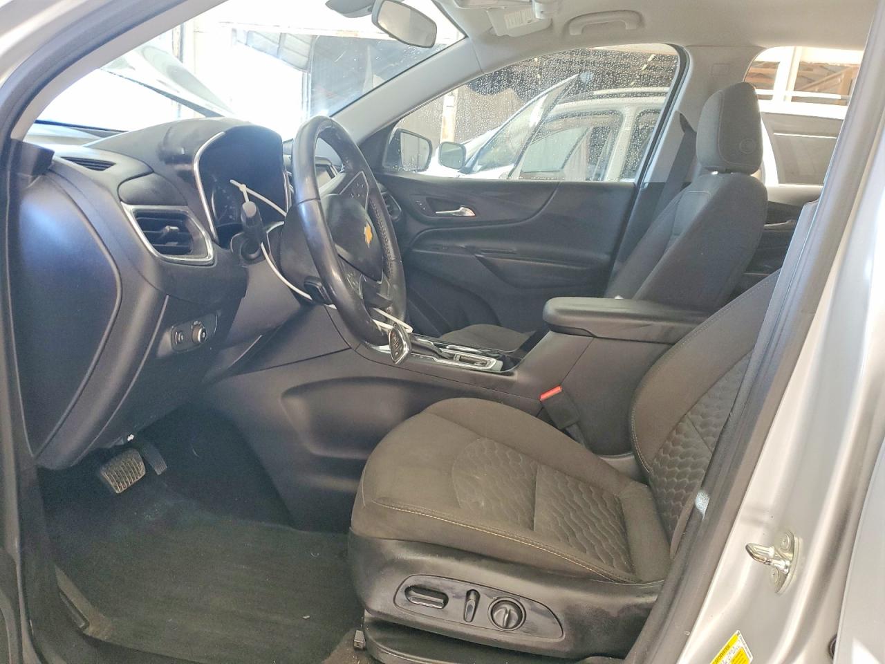2019 CHEVROLET EQUINOX LT photo 7