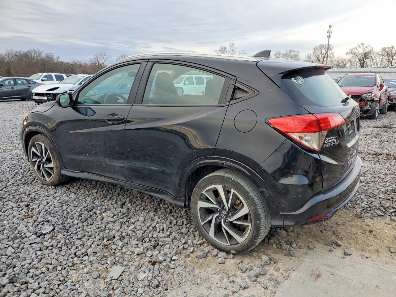 2019 HONDA HR-V SPORT photo 3