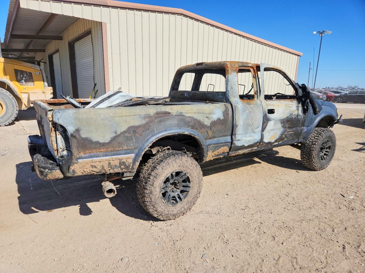 1999 TOYOTA TACOMA photo 3