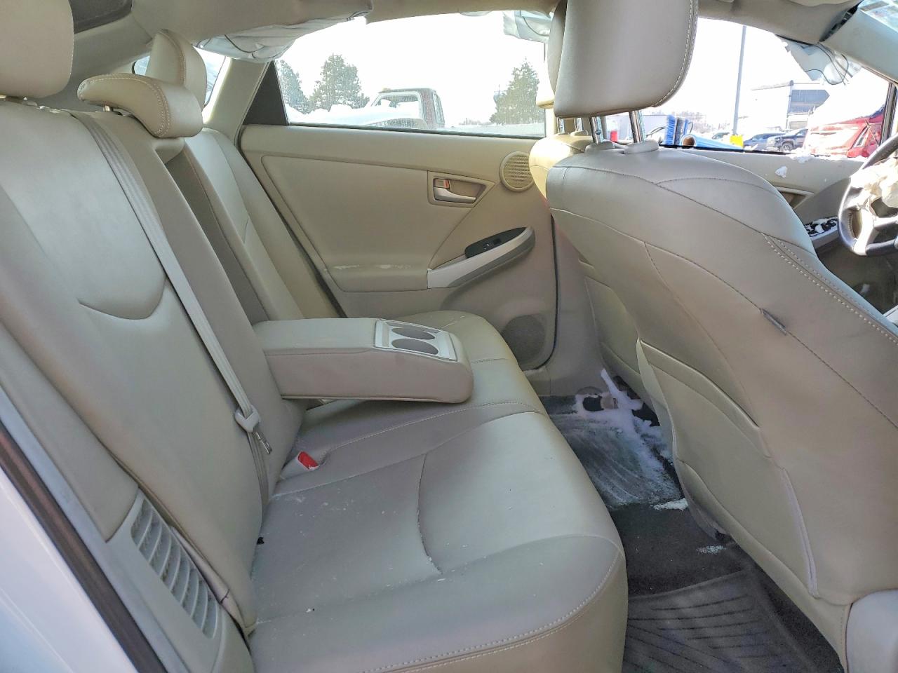 2013 TOYOTA PRIUS photo 10