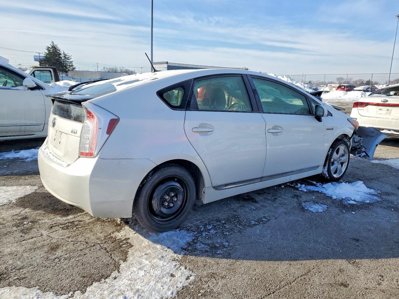 2013 TOYOTA PRIUS photo 3