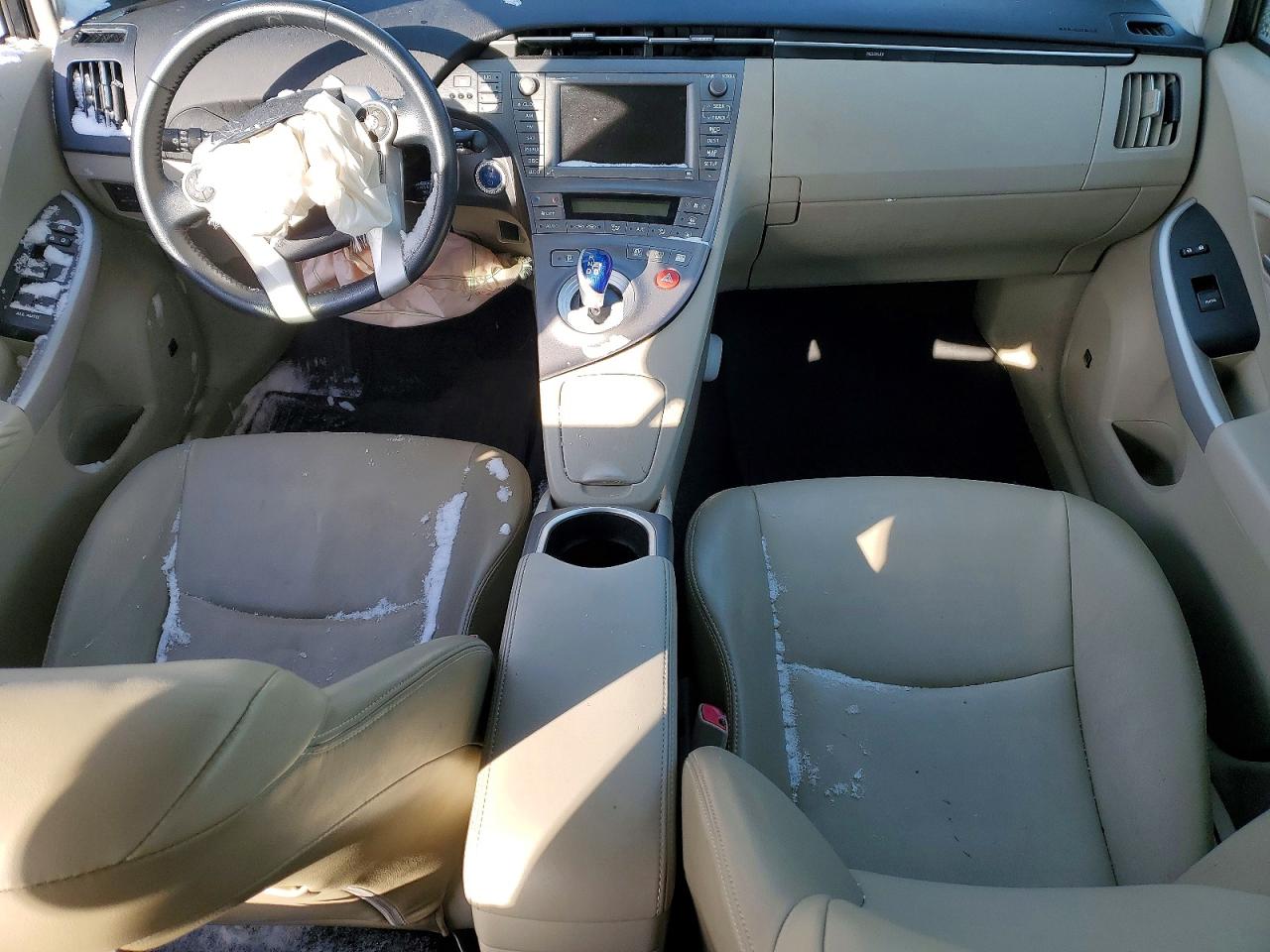 2013 TOYOTA PRIUS photo 8