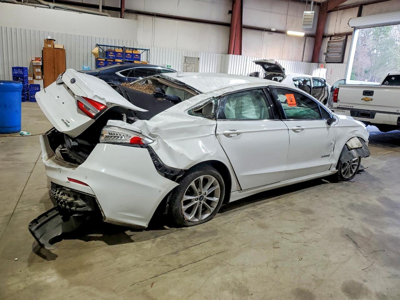 2019 FORD FUSION SE photo 3