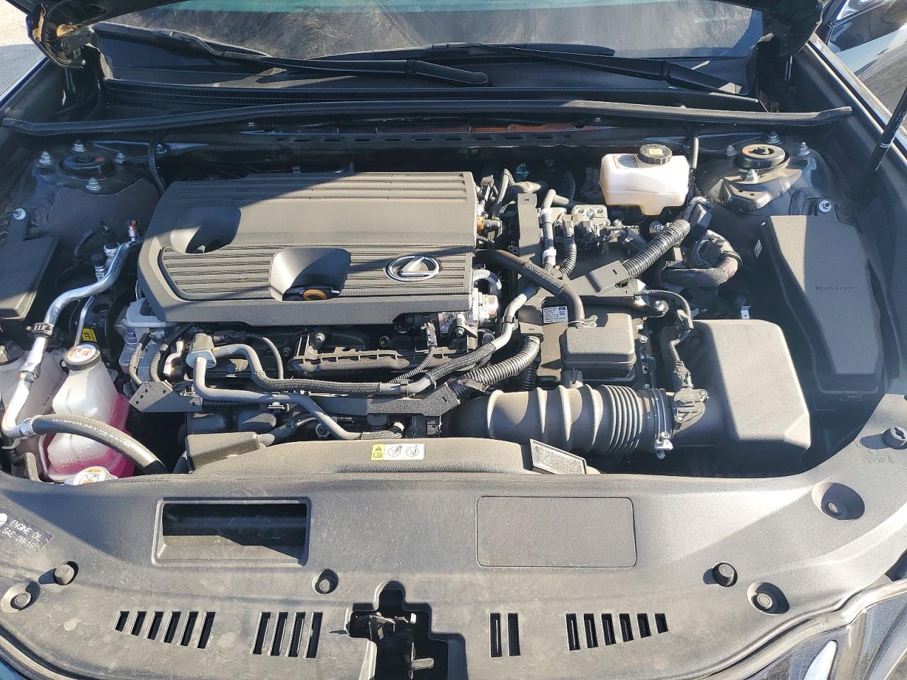 2025 LEXUS ES 300H BASE photo 11