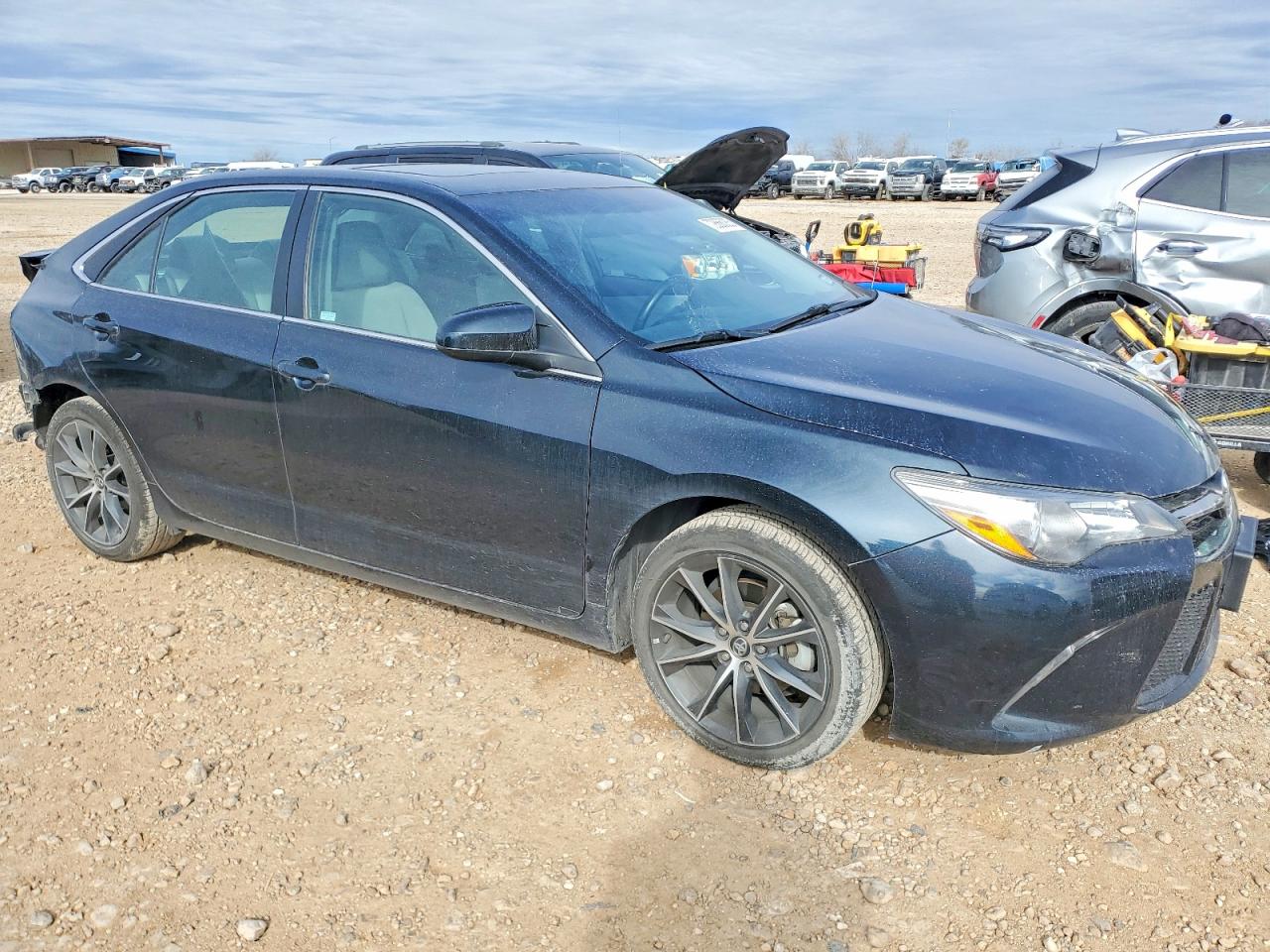 2016 TOYOTA CAMRY LE photo 7