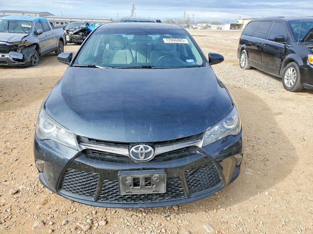 2016 TOYOTA CAMRY LE photo 9