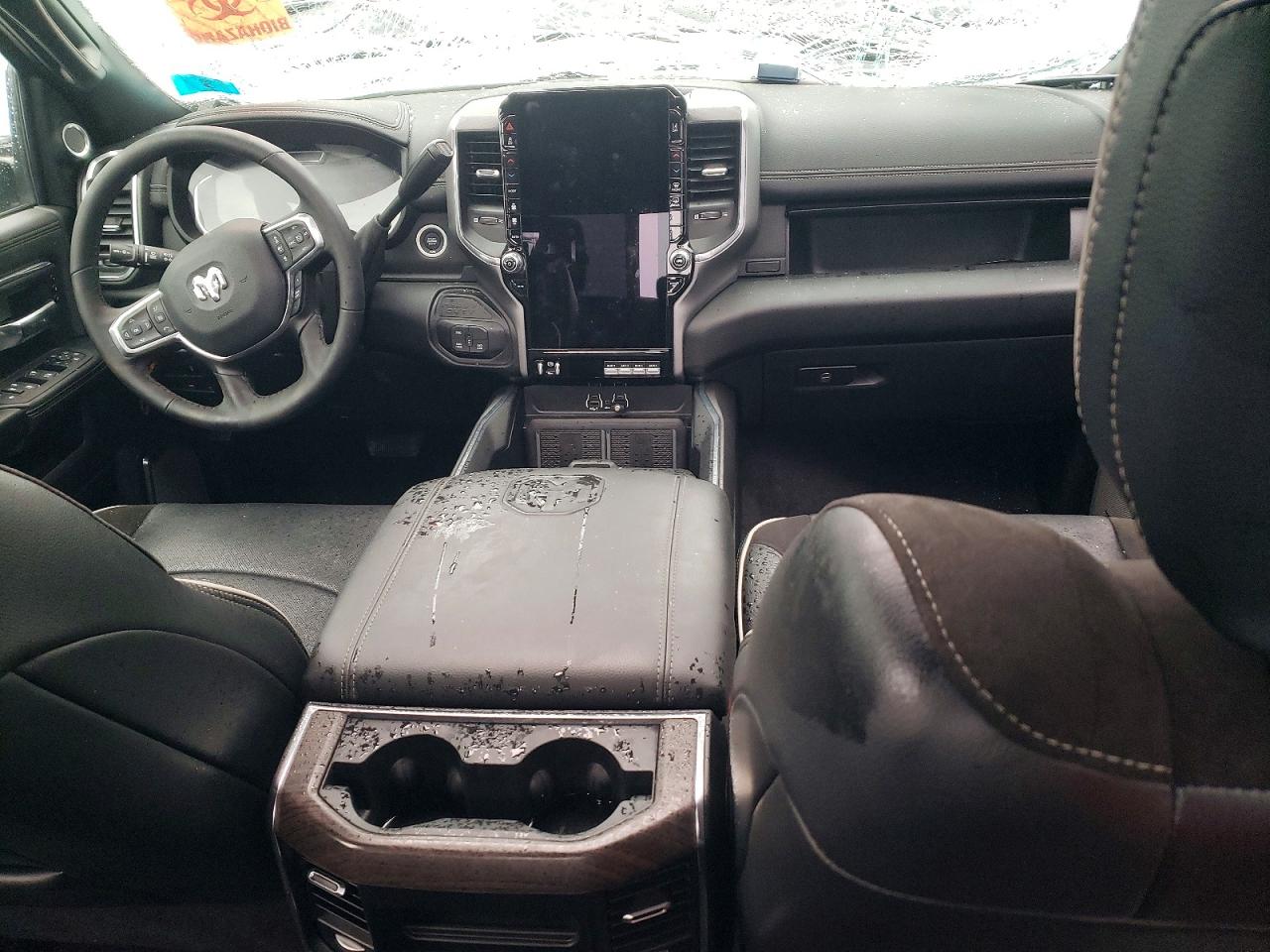 2025 RAM 2500 LARAMIE photo 15