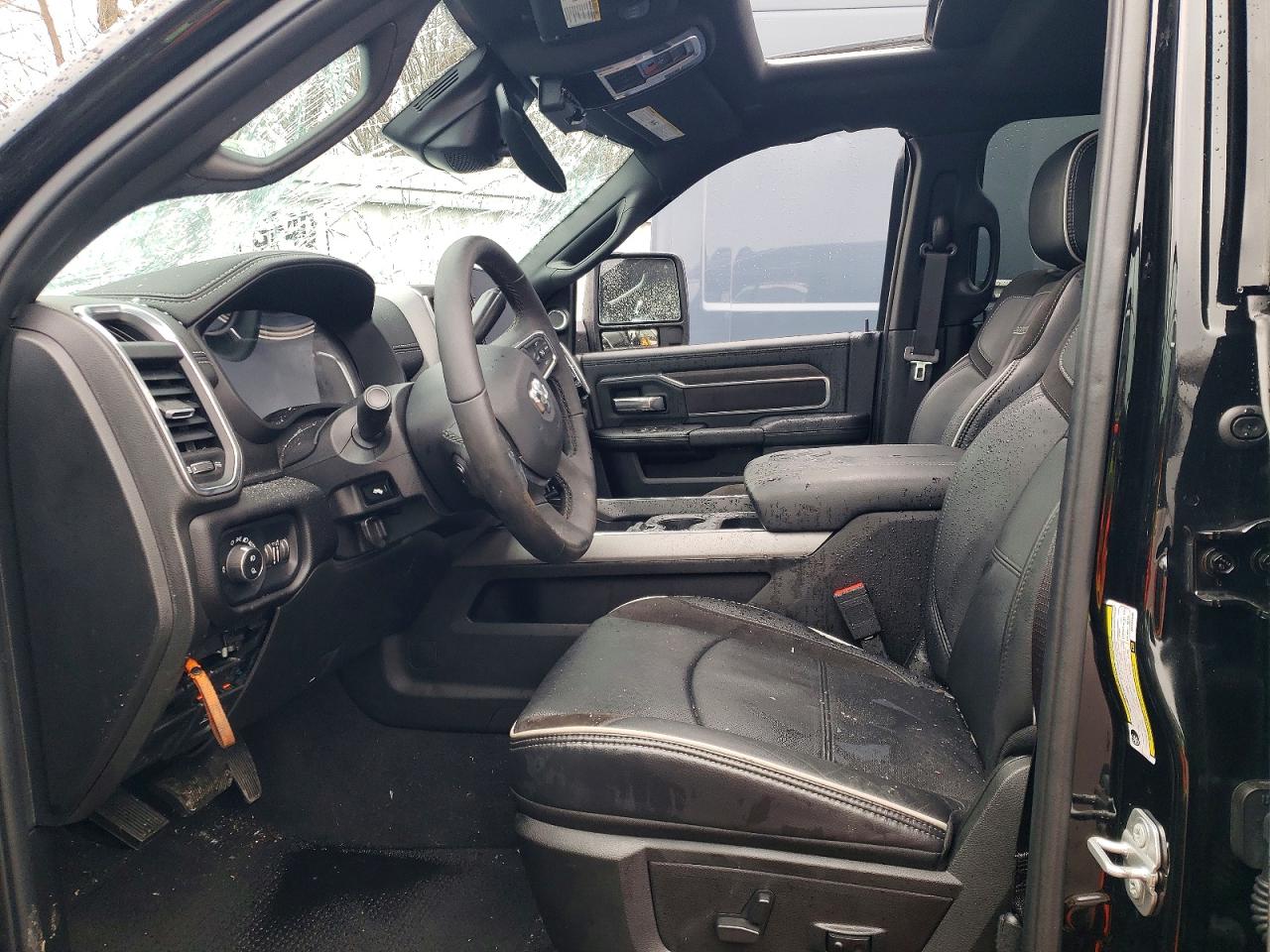 2025 RAM 2500 LARAMIE photo 13