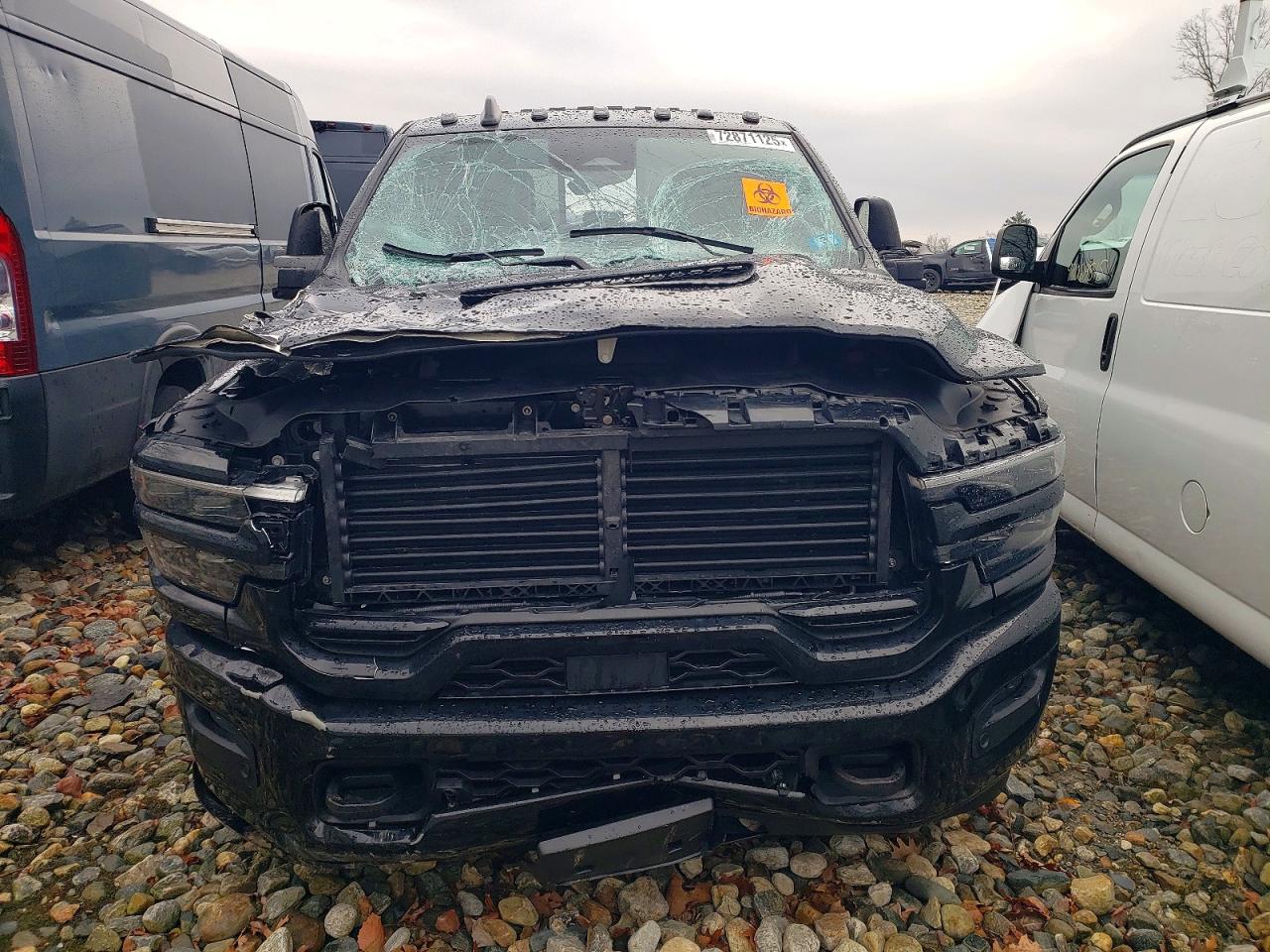 2025 RAM 2500 LARAMIE photo 9