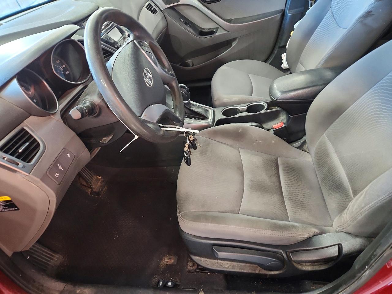 2016 HYUNDAI ELANTRA SE photo 13