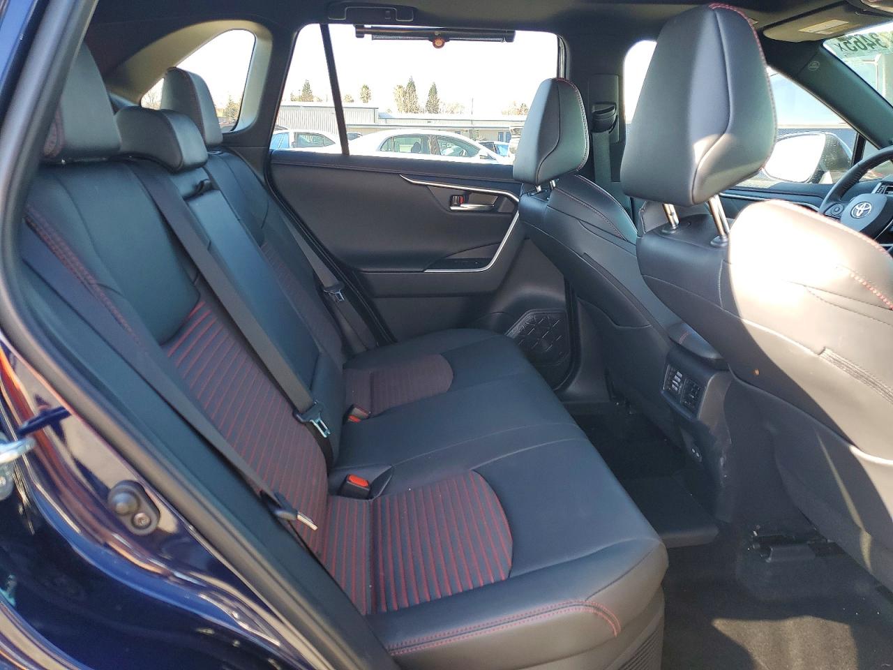 2025 TOYOTA RAV4 XSE photo 11