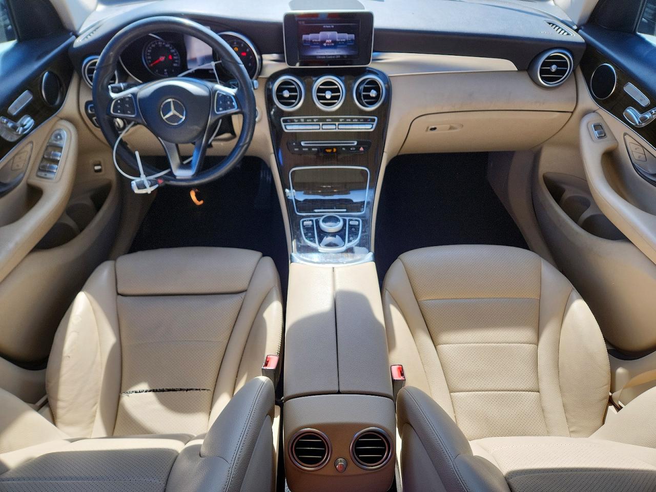 2018 MERCEDES-BENZ GLC 300 photo 8