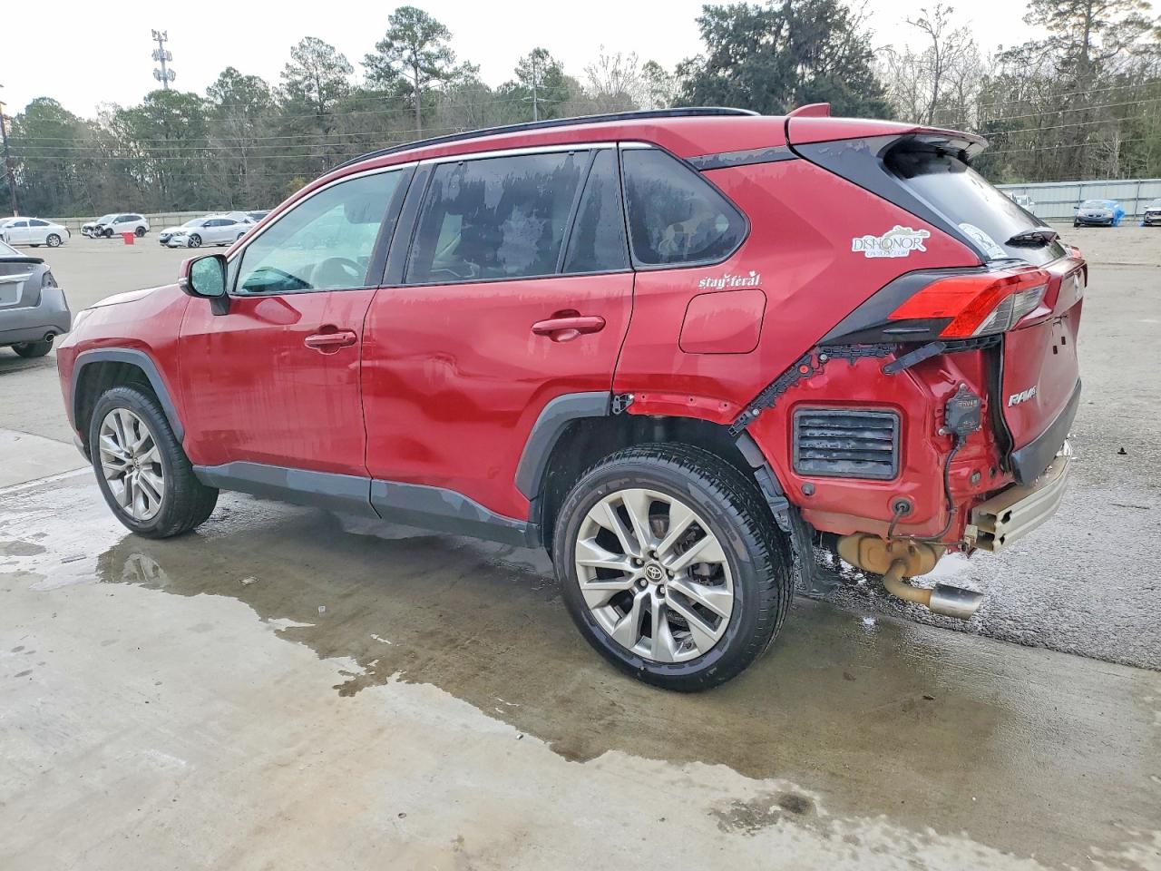 2022 TOYOTA RAV4 XLE PREMIUM photo 3