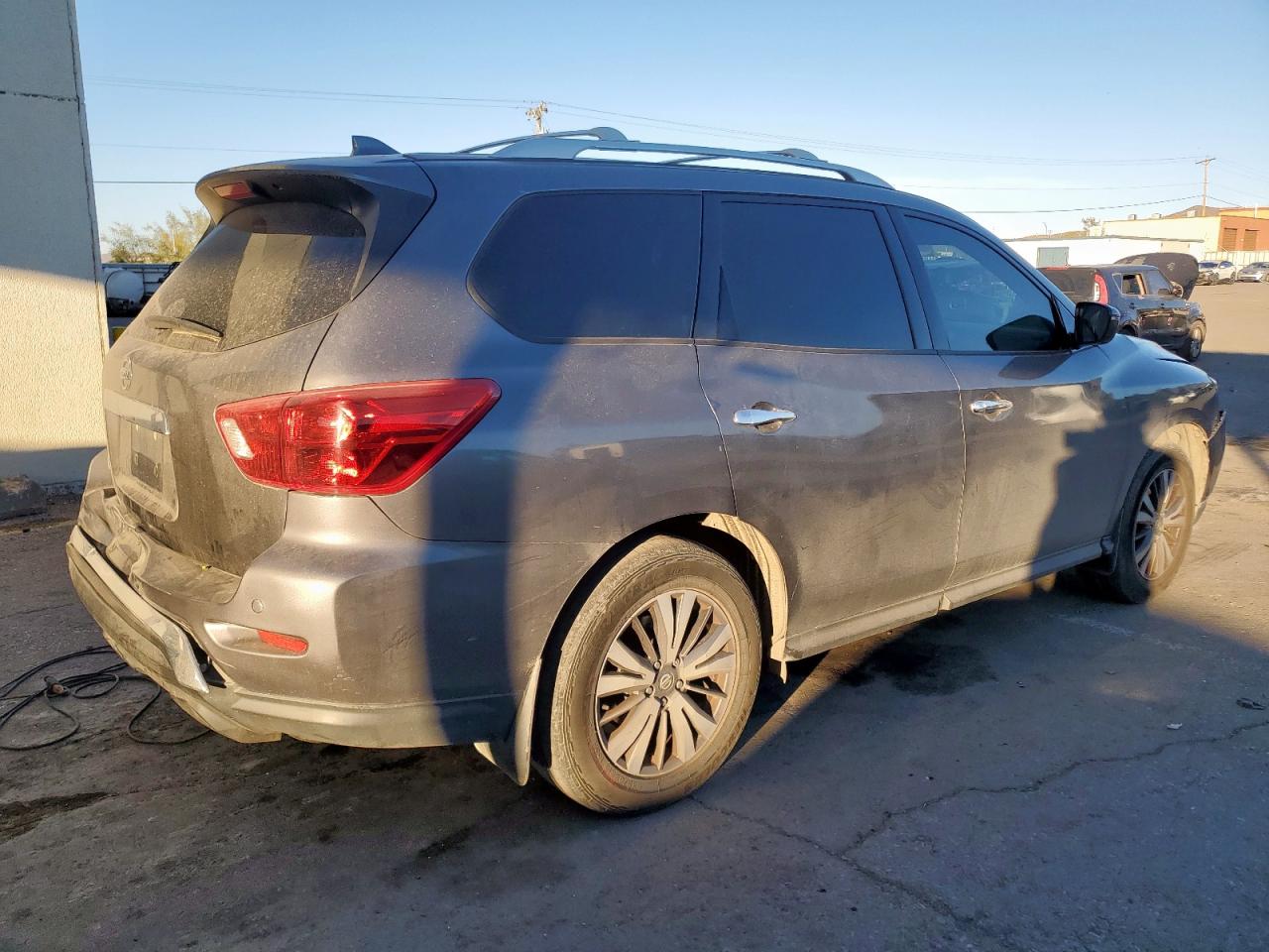 2020 NISSAN PATHFINDER S photo 5