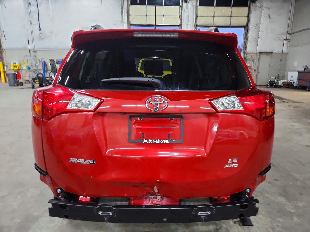 2015 TOYOTA RAV4 LE photo 16