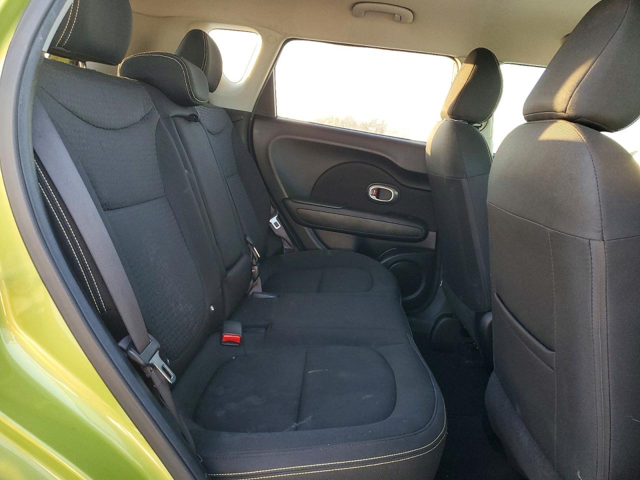 2016 KIA SOUL + photo 28
