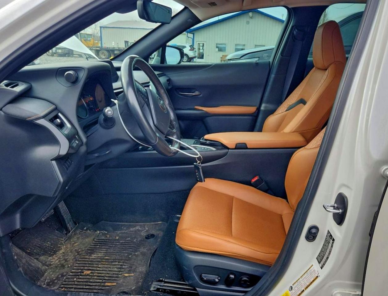 2020 LEXUS UX 250H photo 7