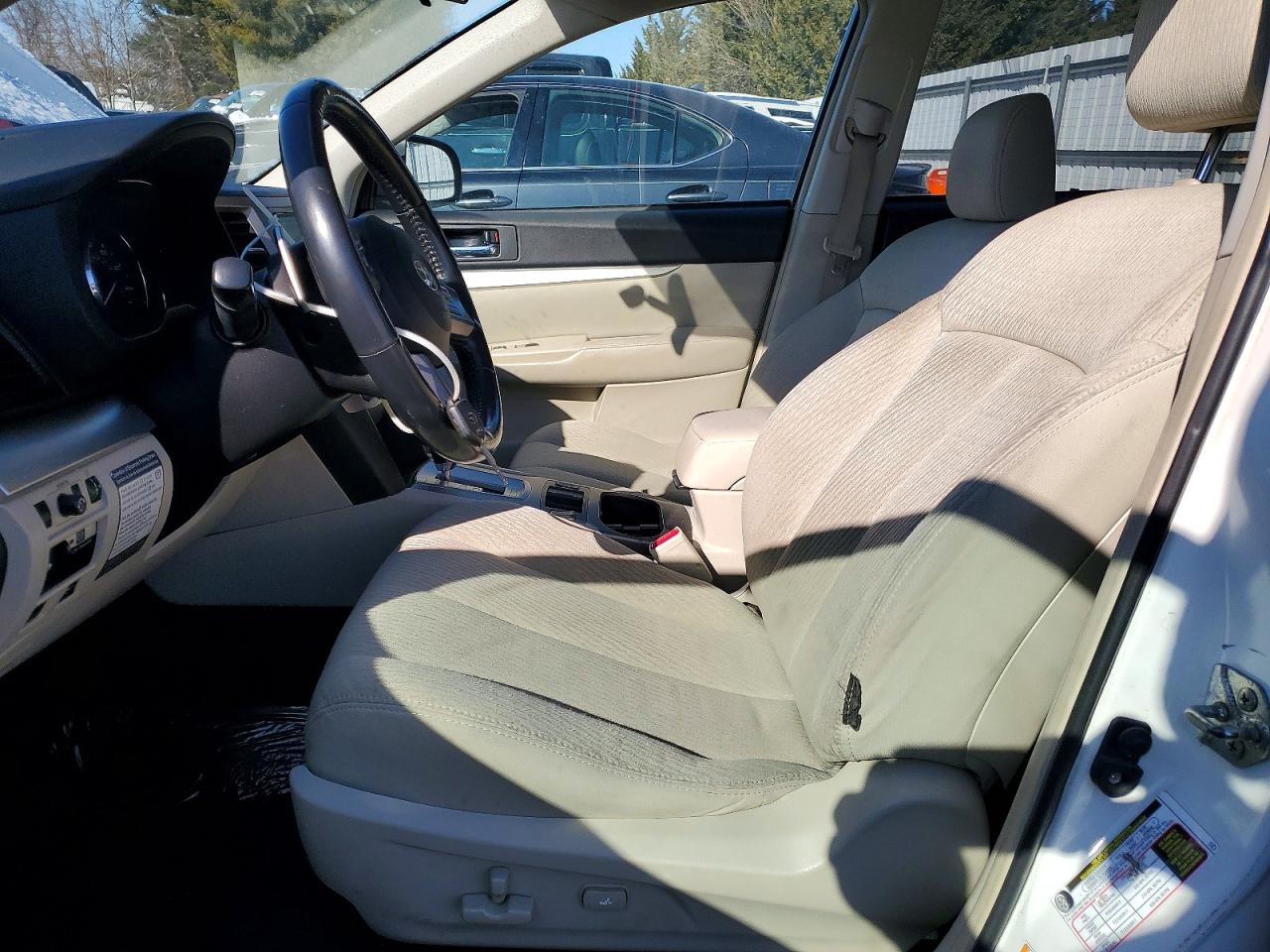 2011 SUBARU OUTBACK 2.5I PREMIUM photo 13