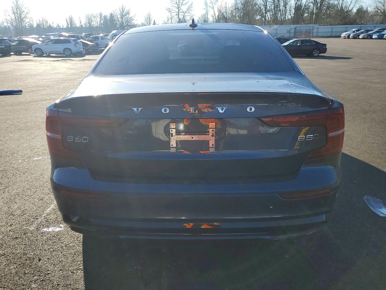 2024 VOLVO S60 CORE photo 6