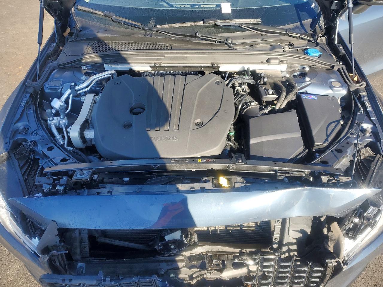2024 VOLVO S60 CORE photo 11
