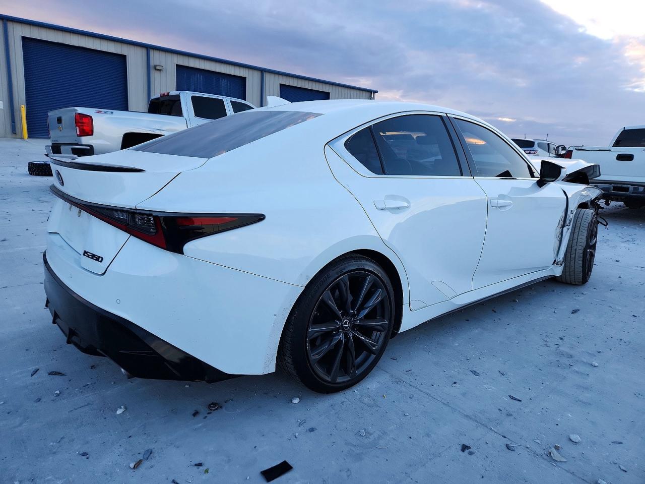 2021 LEXUS IS 350 F SPORT photo 9
