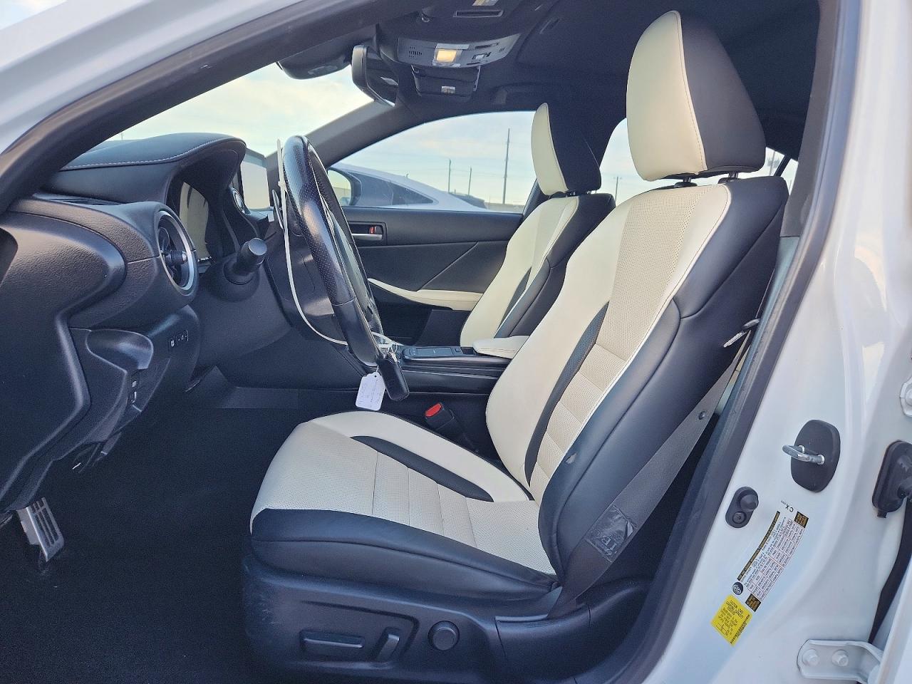 2021 LEXUS IS 350 F SPORT photo 25