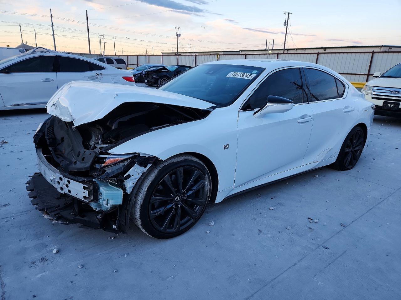 2021 LEXUS IS