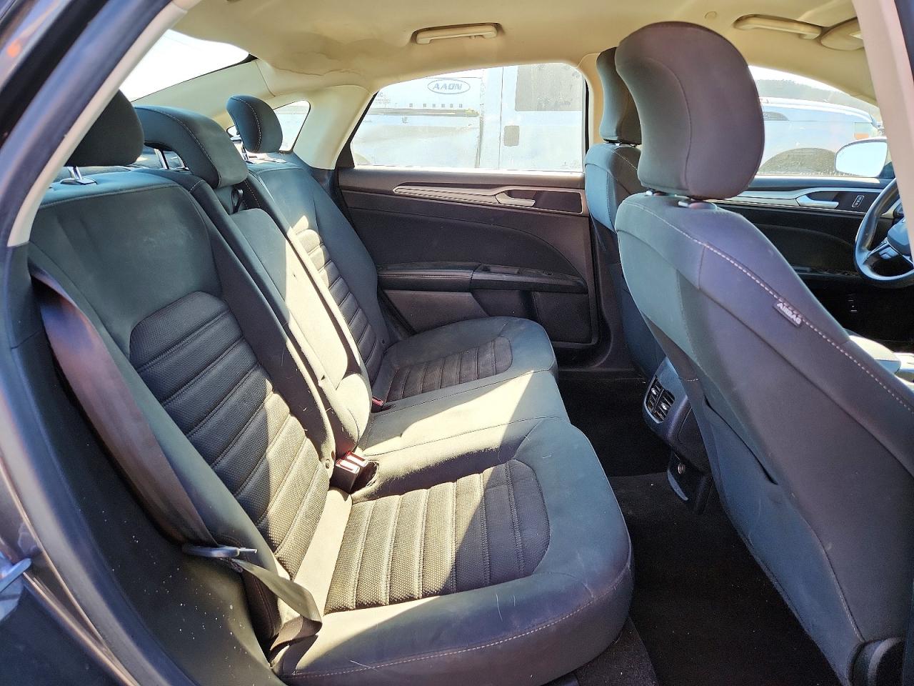 2019 FORD FUSION SE photo 10