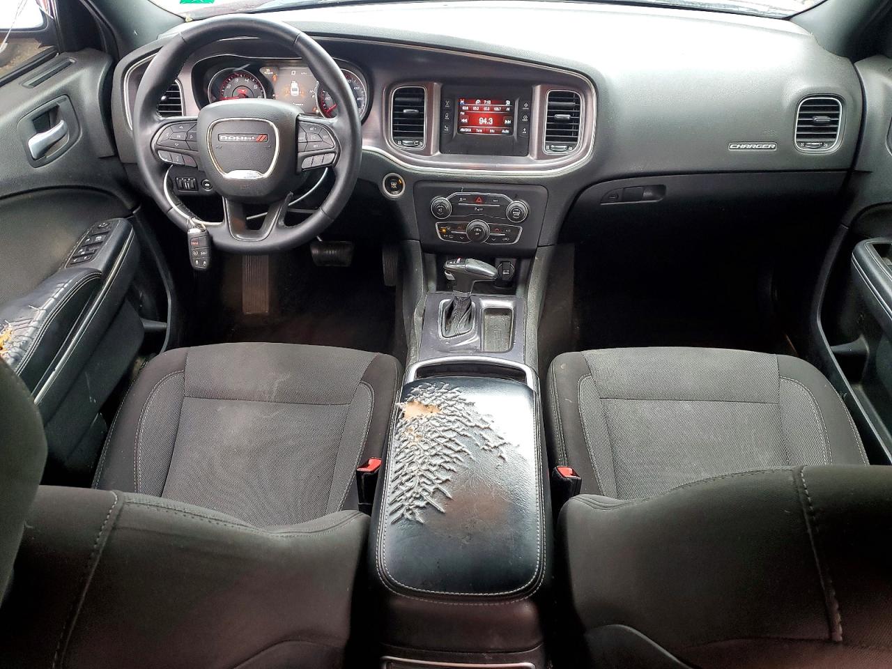 2015 DODGE CHARGER SE photo 8