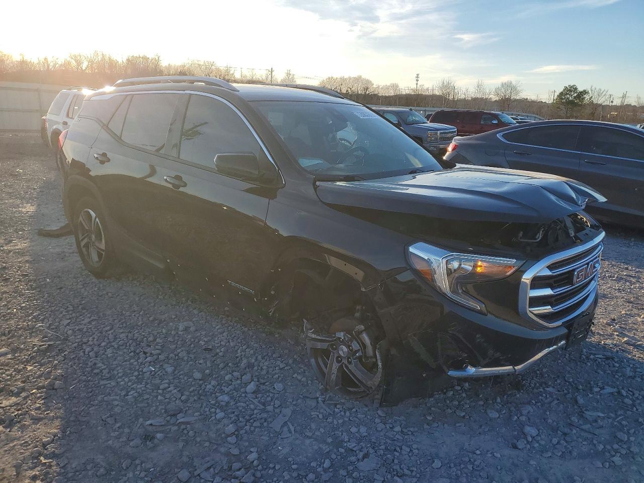 2018 GMC TERRAIN SLT photo 10