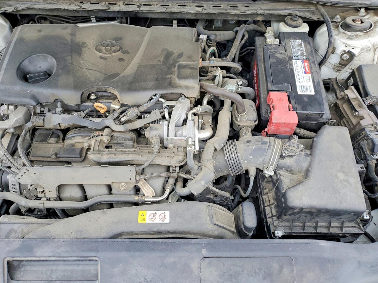 2020 TOYOTA CAMRY LE photo 11