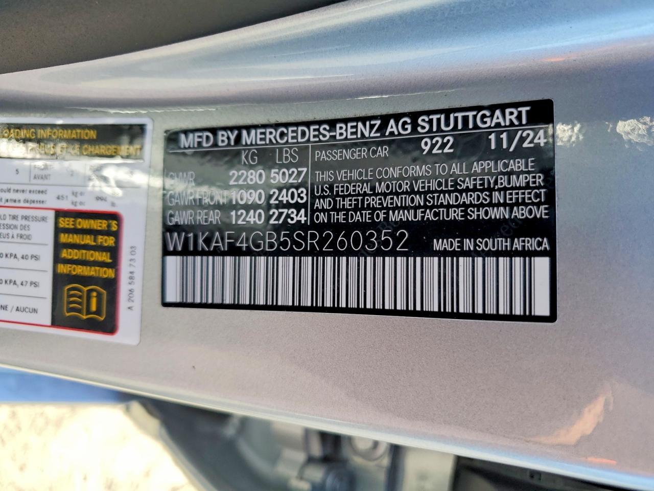 2025 MERCEDES-BENZ C 300 photo 13