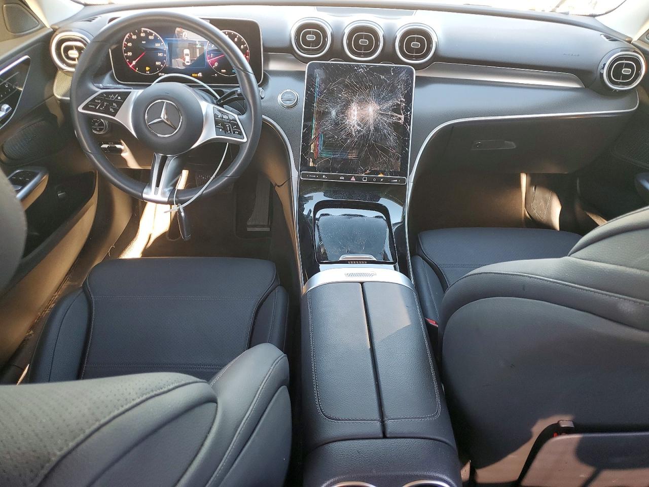 2025 MERCEDES-BENZ C 300 photo 8