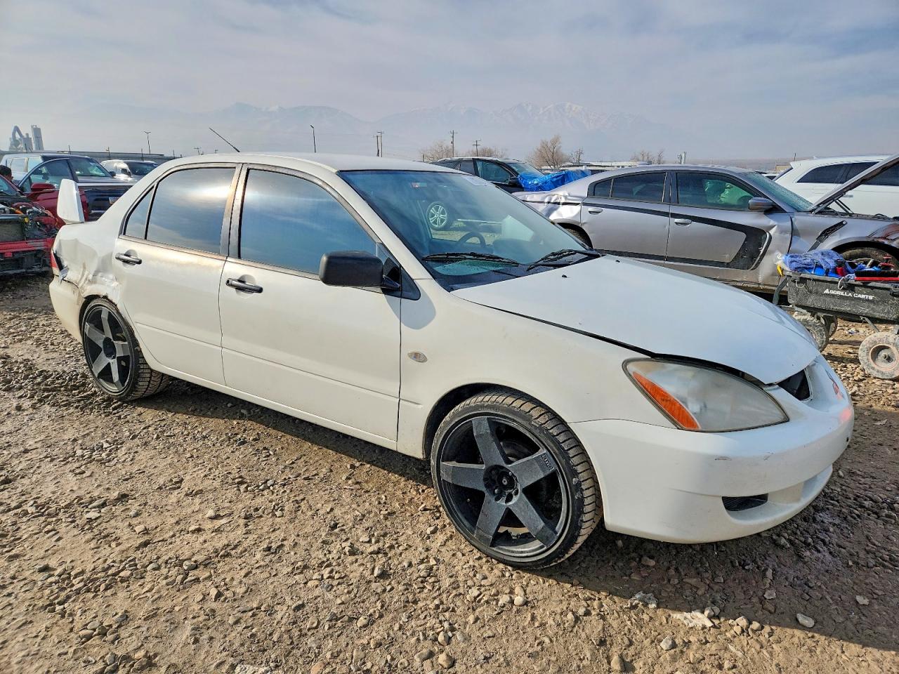 2005 MITSUBISHI LANCER ES photo 4