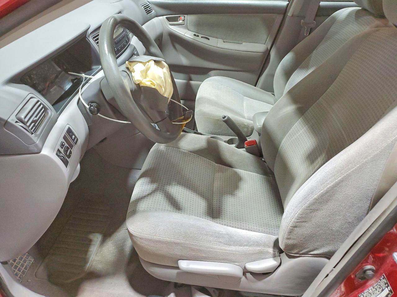 2006 TOYOTA COROLLA CE photo 7