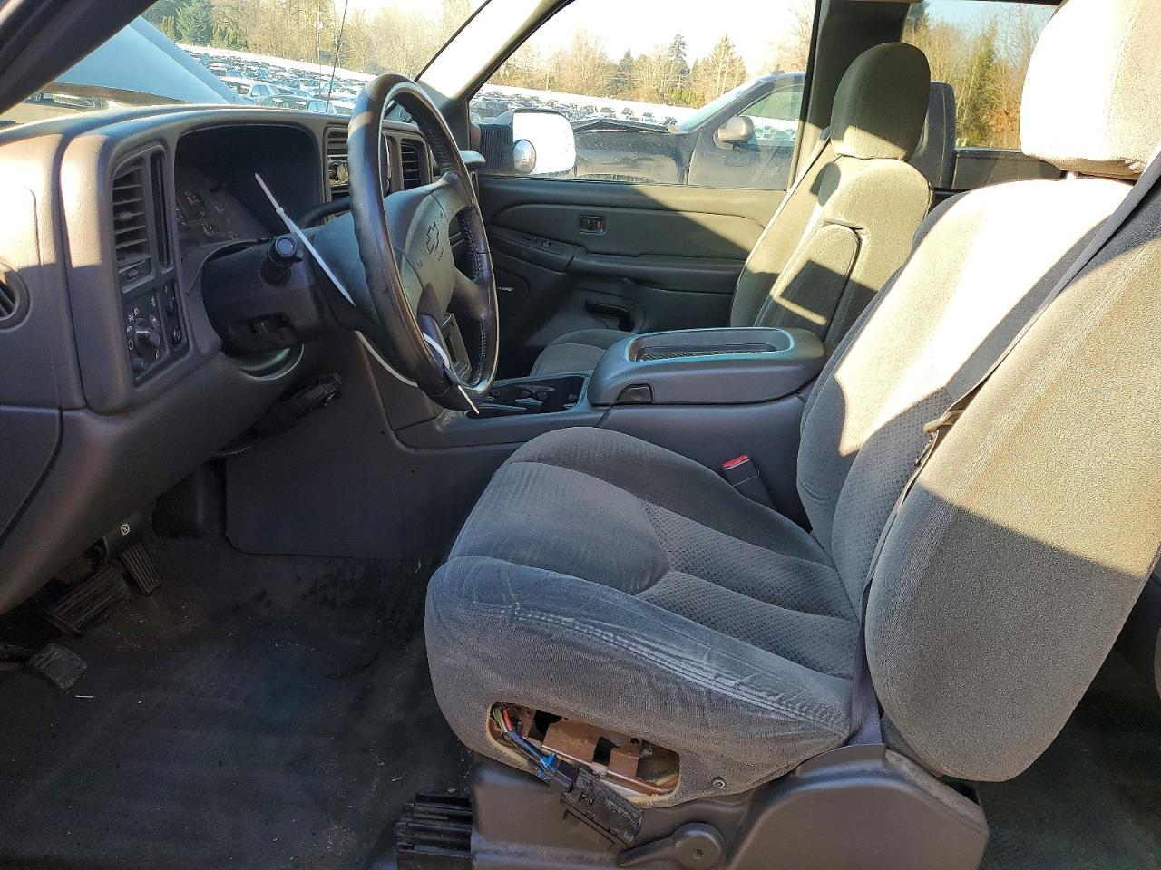 2004 CHEVROLET SILVERADO C2500 HEAVY DUTY photo 13