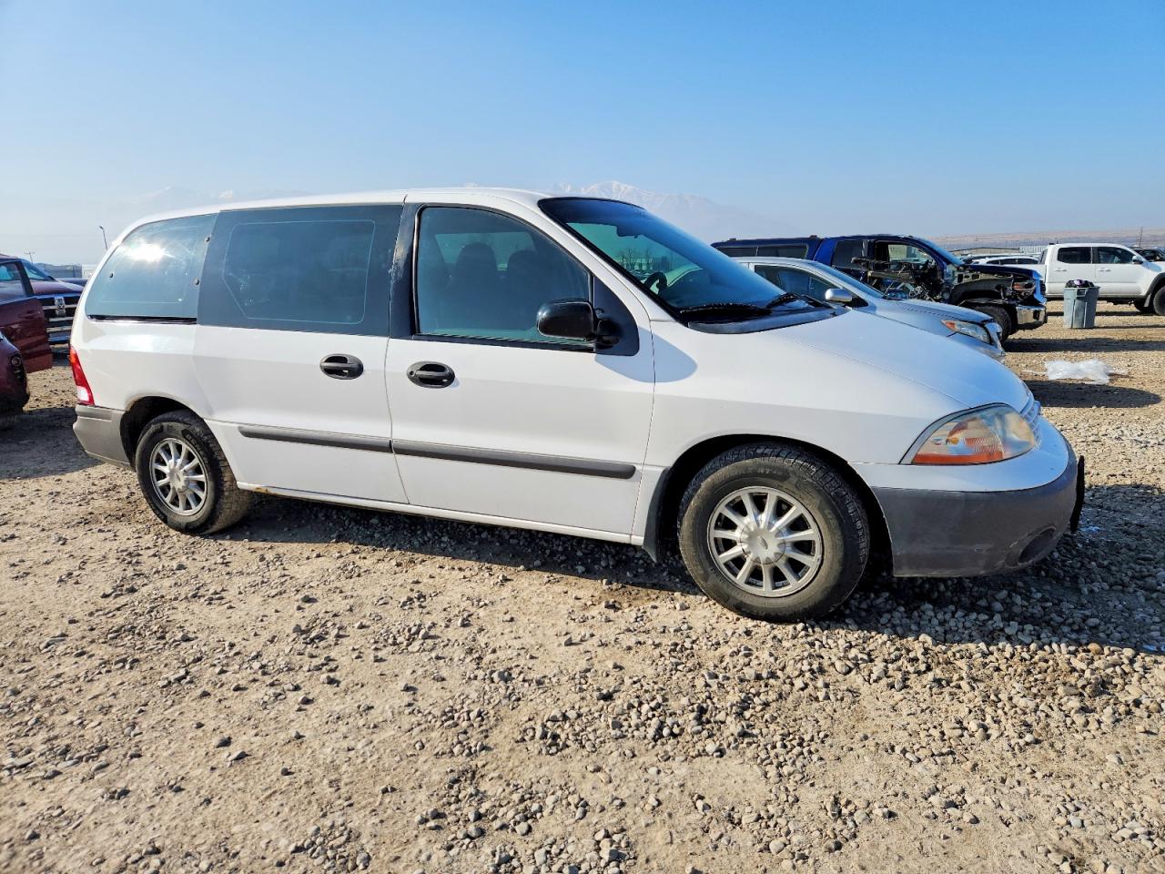 2001 FORD WINDSTAR LX photo 4