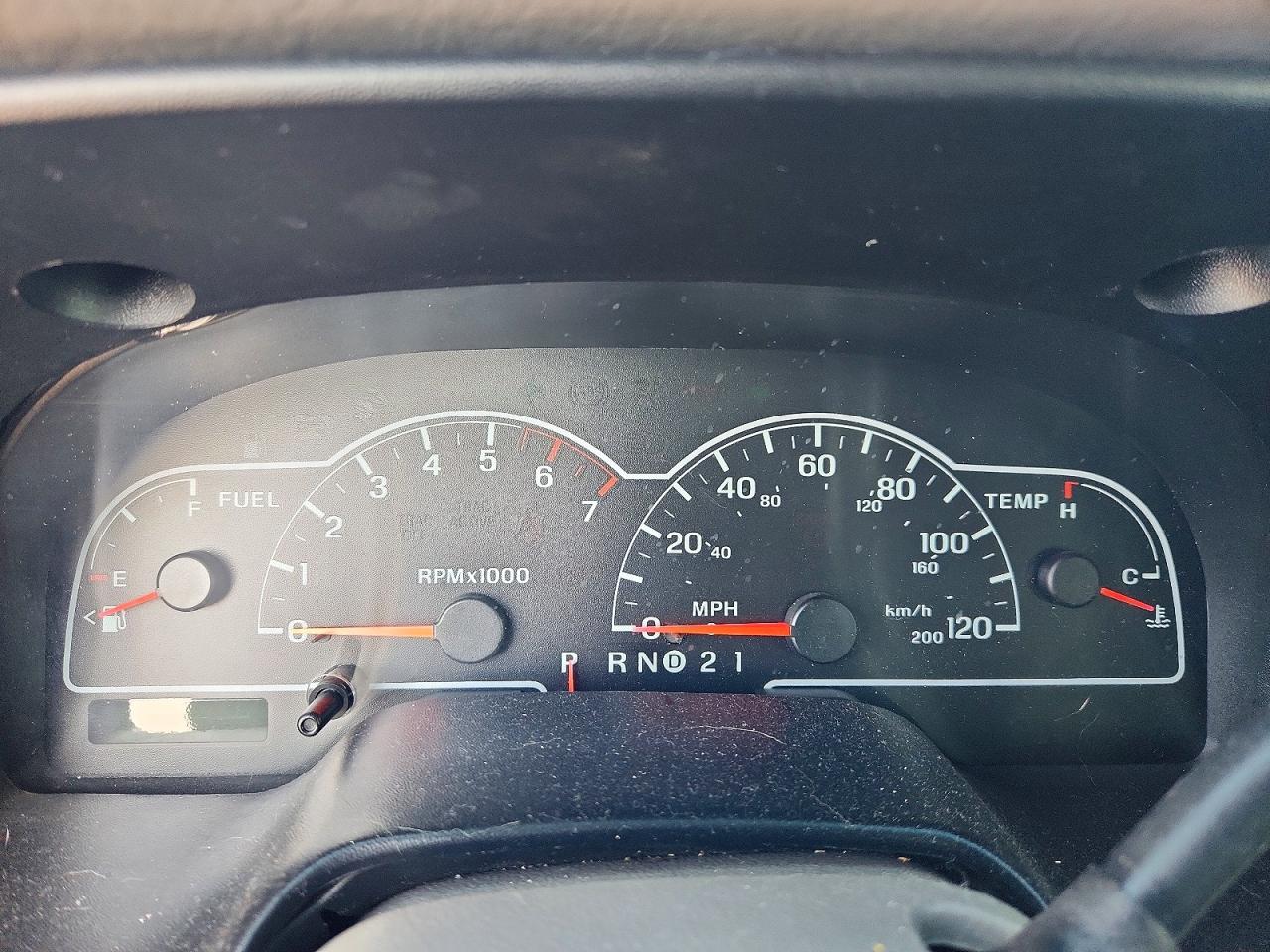 2001 FORD WINDSTAR LX photo 9