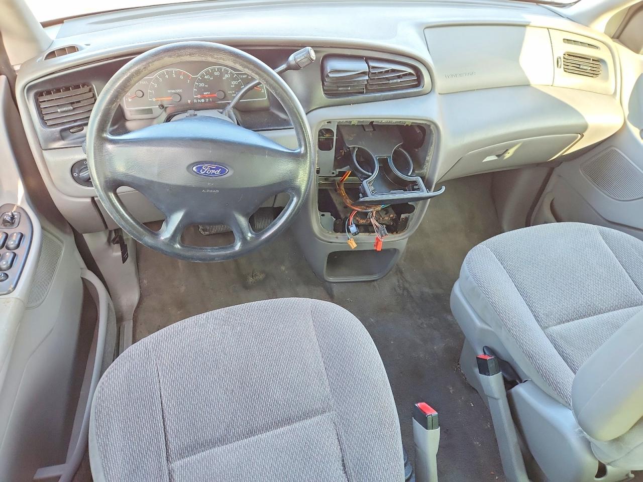 2001 FORD WINDSTAR LX photo 8
