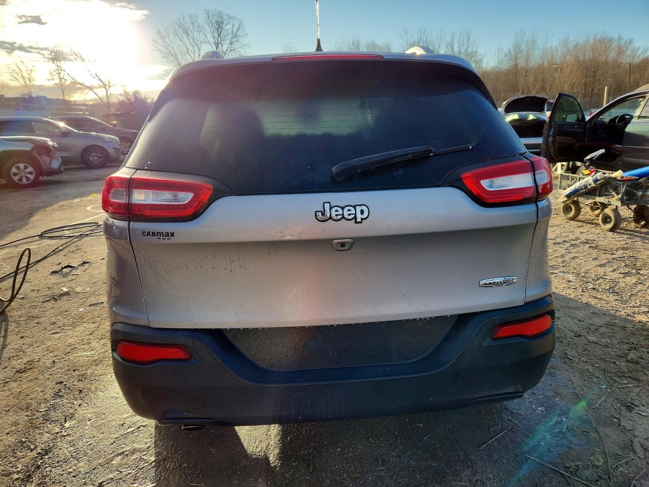 2017 JEEP CHEROKEE LATITUDE photo 11