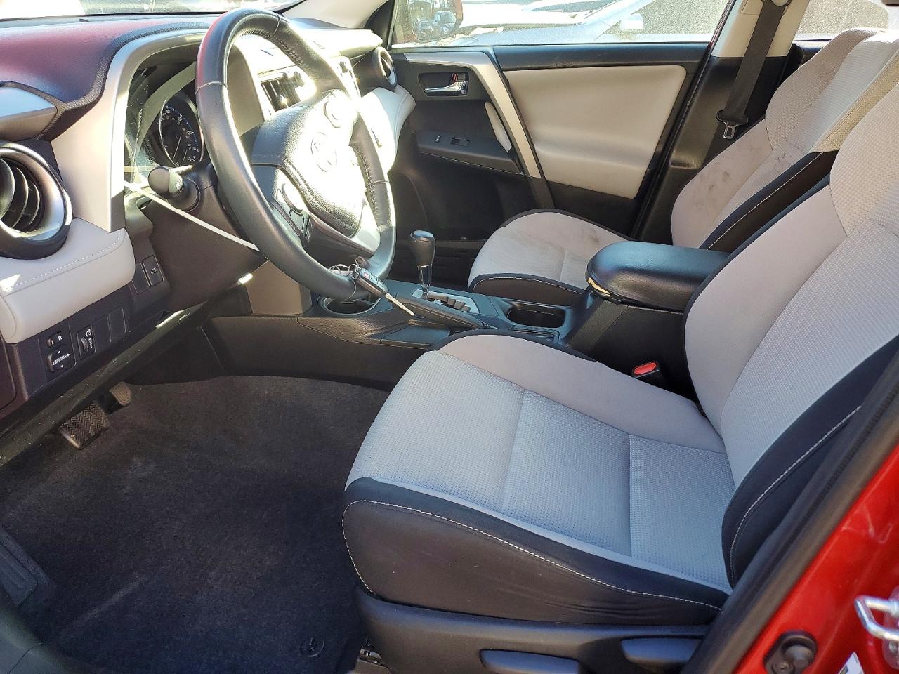 2016 TOYOTA RAV4 XLE photo 7