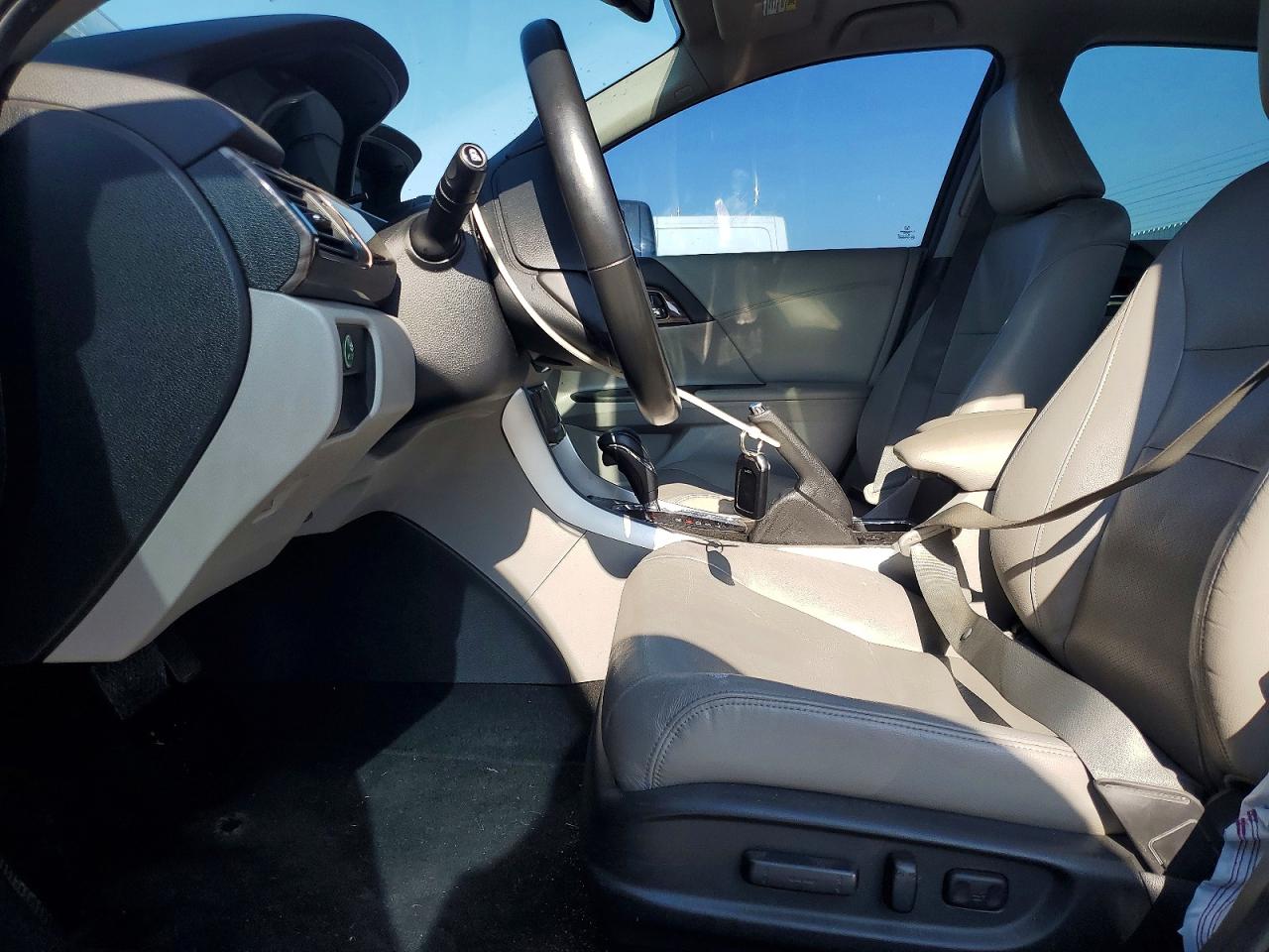 2016 HONDA ACCORD EXL photo 7