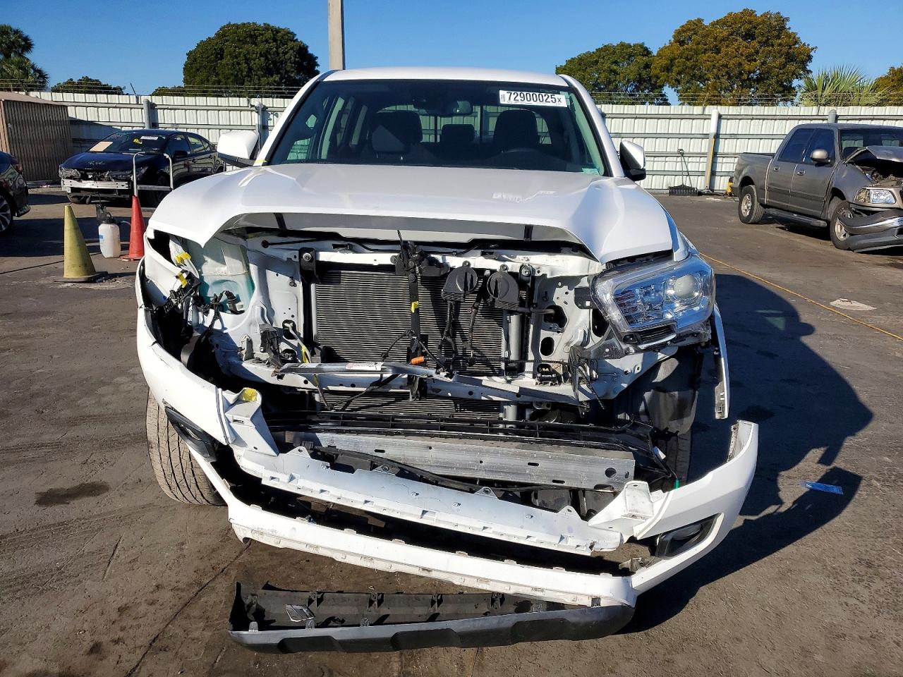 2022 TOYOTA TACOMA SR5 V6 photo 9