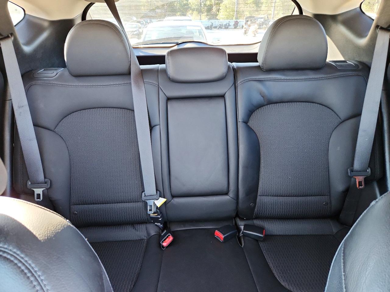 2013 HYUNDAI TUCSON GLS photo 19